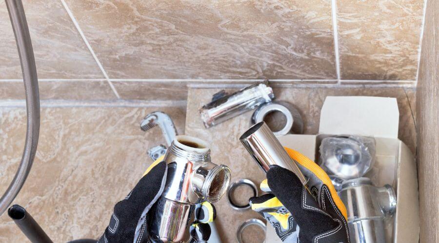 Professional gutter cleaning in Charlotte, TX